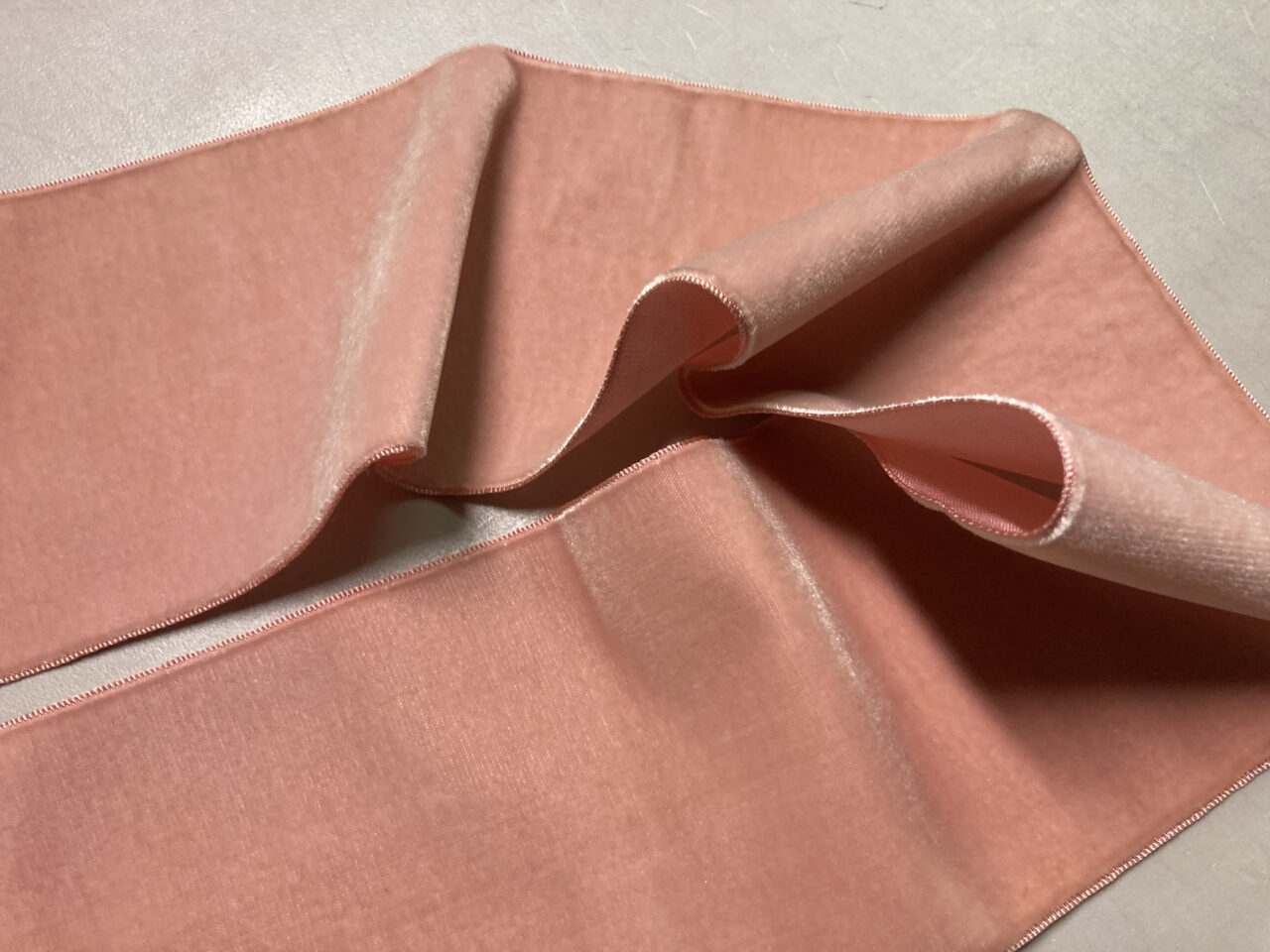 Vintage Velvet Ribbon, Dusty Rose, 4 inches wide, Swiss • Promenade Fine  Fabrics