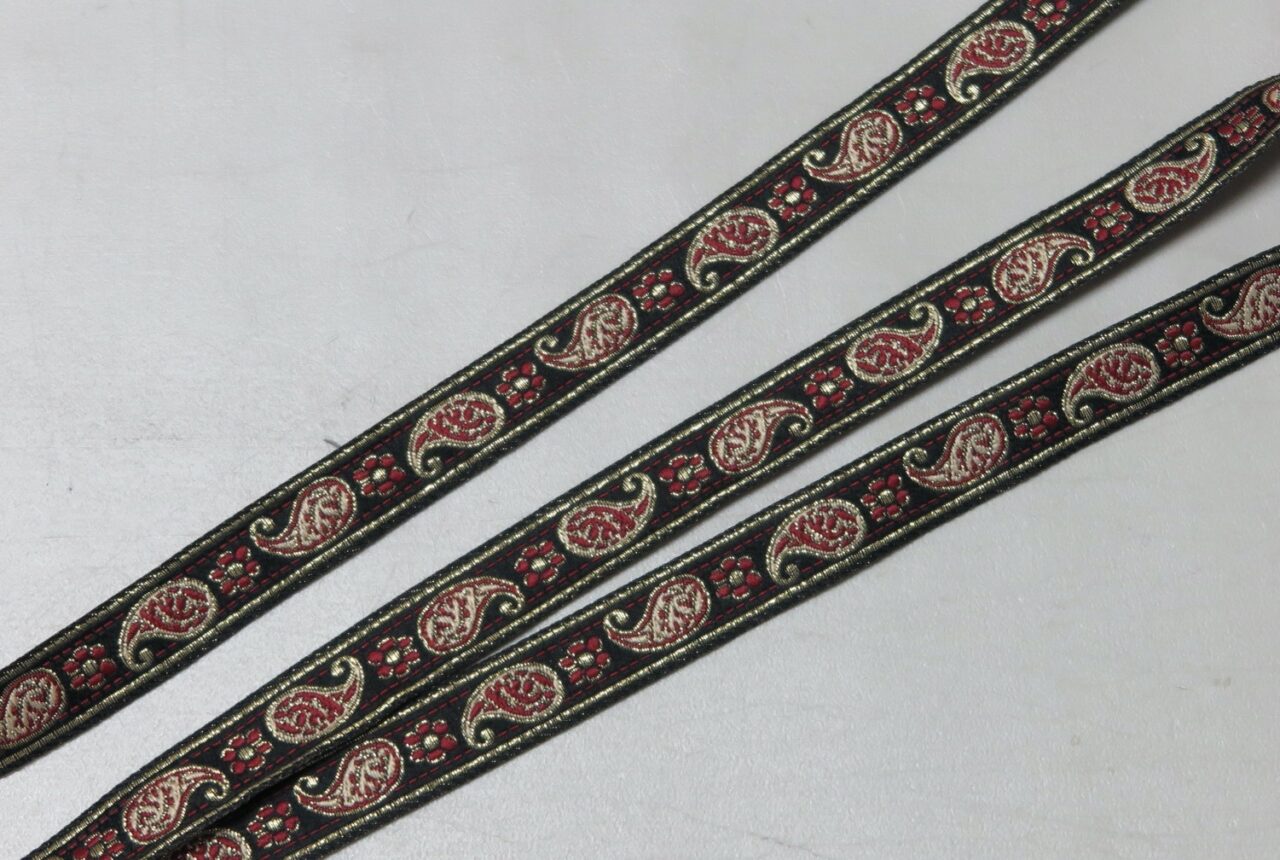 Jacquard Ribbon, classic Paisley with Metallic accents, 1/2 inch